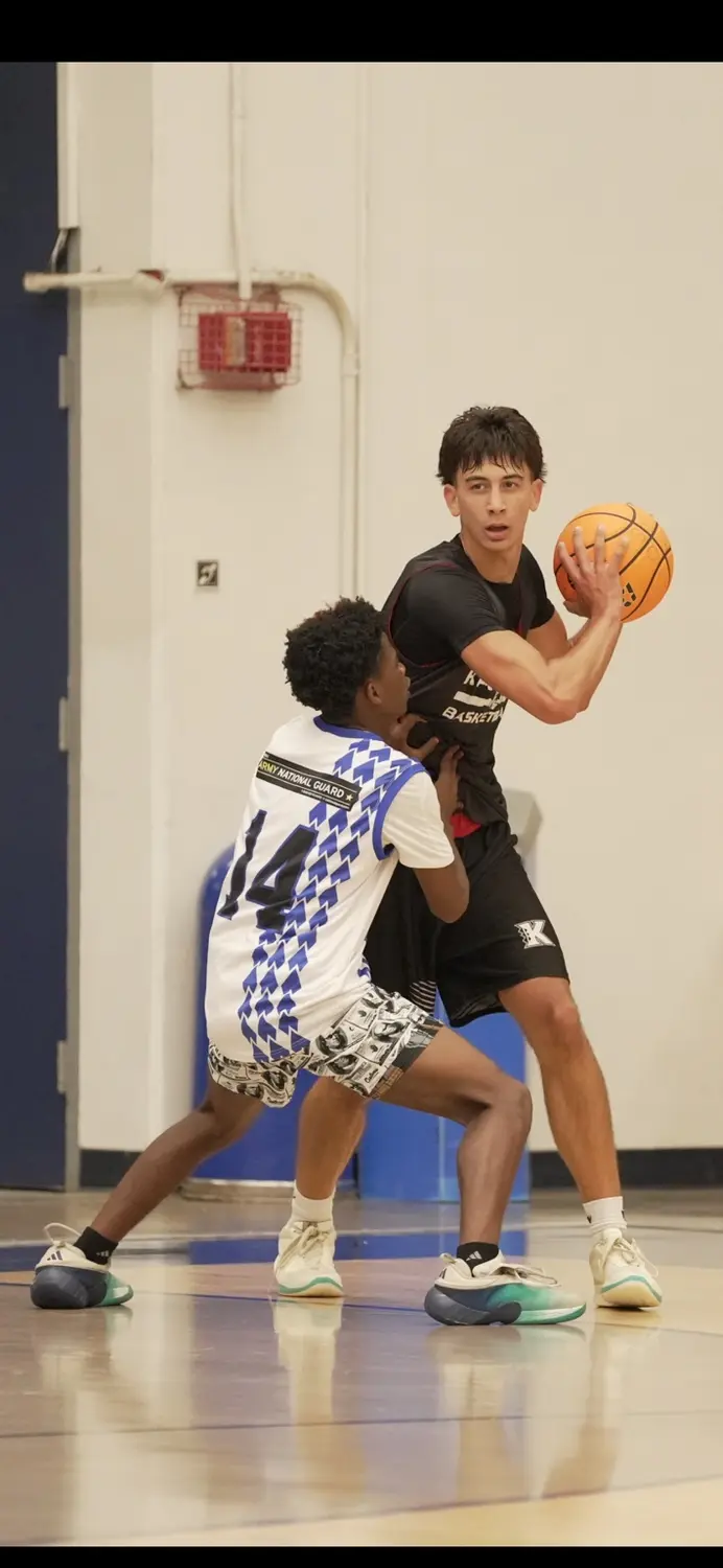 Varsity: Moanalua Fall League defender applying pressure to an opposing ball handler